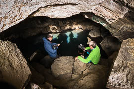 Ako sa fotografujú geotermálne jaskyne na Islande